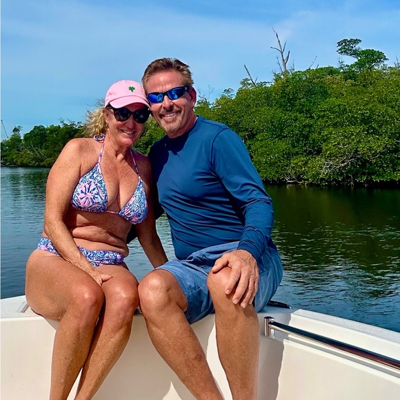 Meet your Posher, Paige - Picture 2 of 3